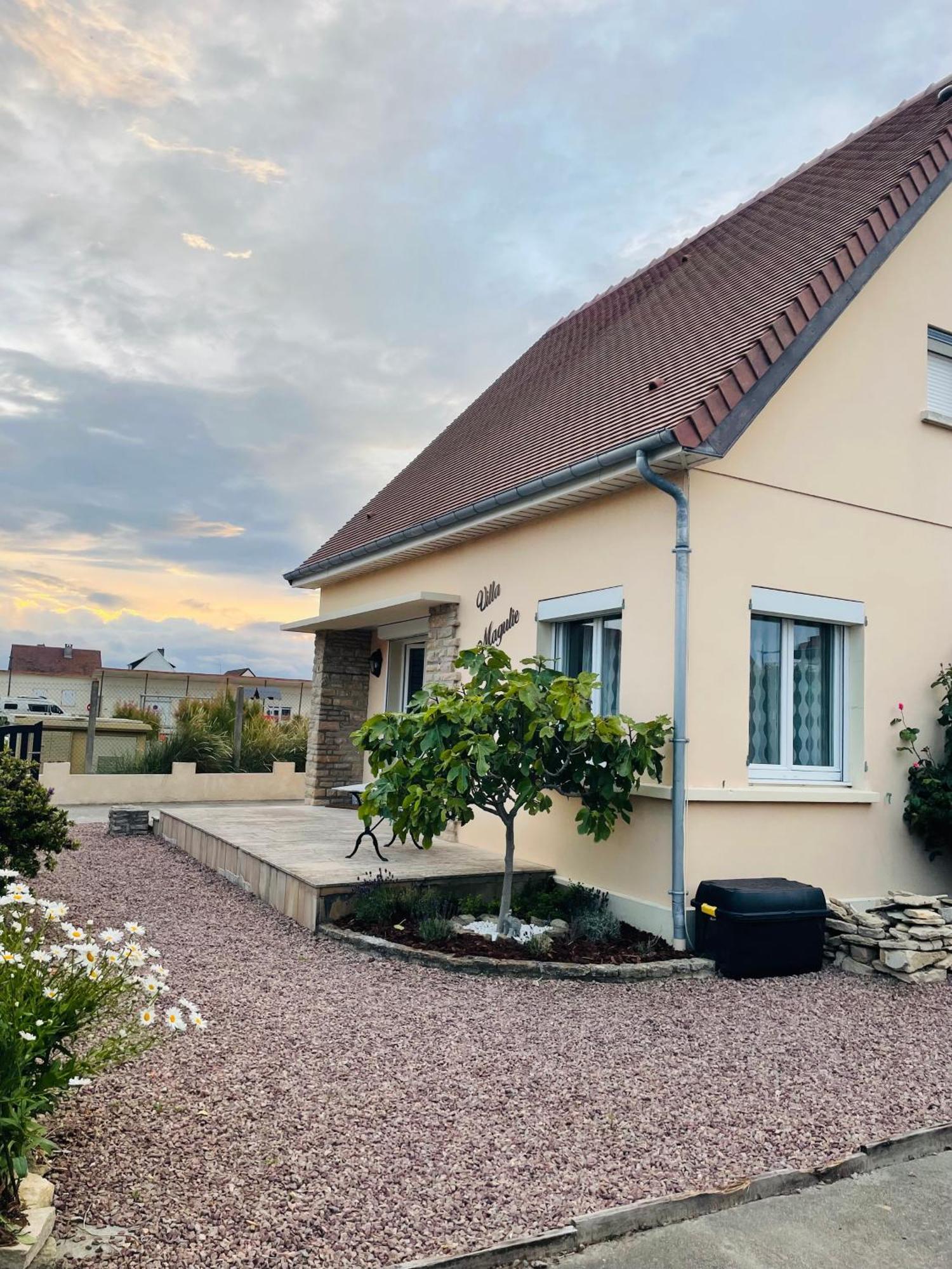 Villa Magulie, le calme en bord de plage Ver-sur-Mer Exterior foto